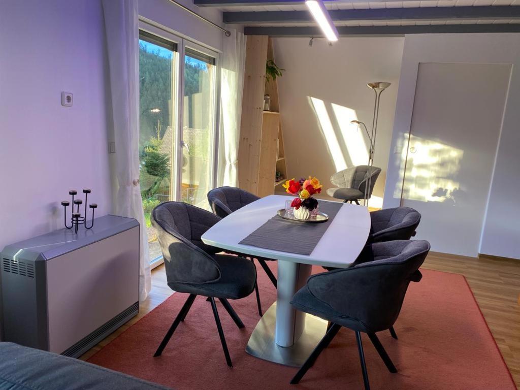 Haus Adler - Komplettes Ferienhaus Am Badesee Erzgrube Exteriör bild